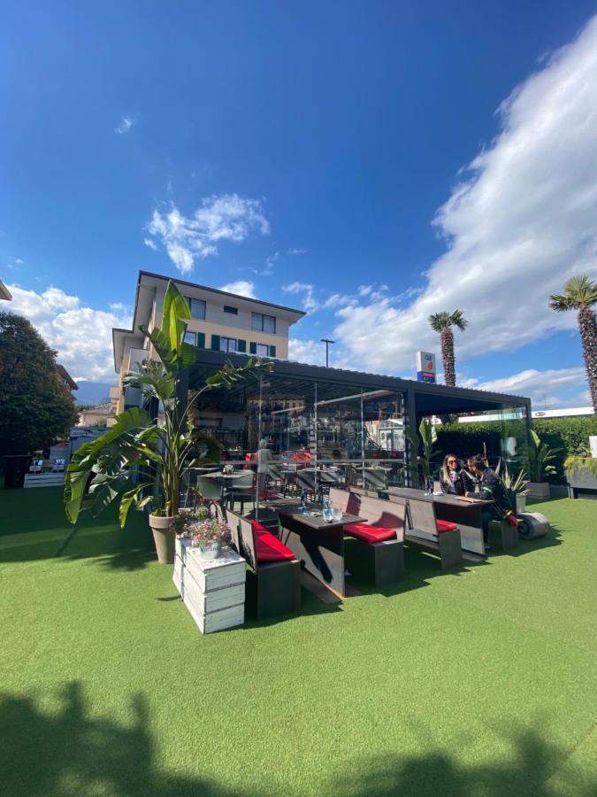 Hotel Aurora&Appartamenti Torbole Sul Garda Esterno foto