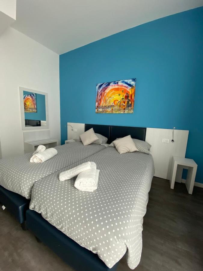 Hotel Aurora&Appartamenti Torbole Sul Garda Esterno foto