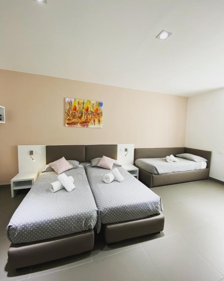 Hotel Aurora&Appartamenti Torbole Sul Garda Esterno foto