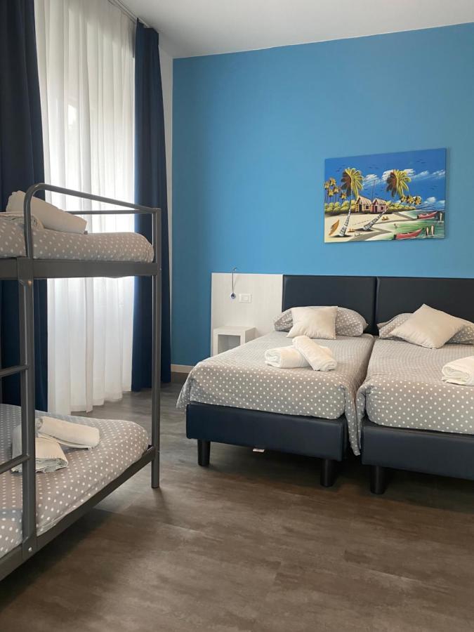 Hotel Aurora&Appartamenti Torbole Sul Garda Esterno foto