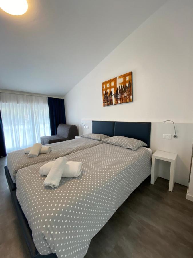 Hotel Aurora&Appartamenti Torbole Sul Garda Esterno foto