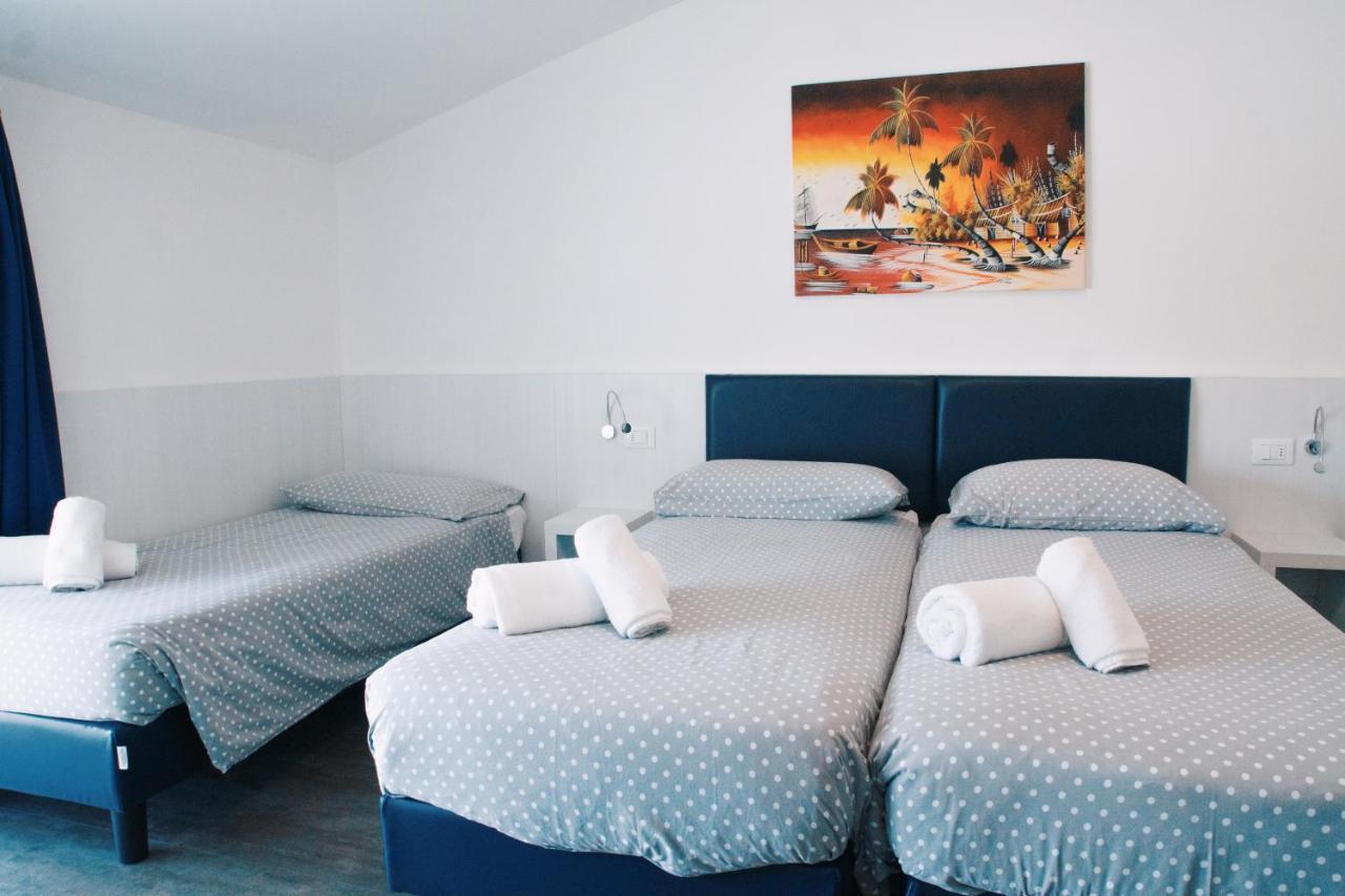 Hotel Aurora&Appartamenti Torbole Sul Garda Esterno foto